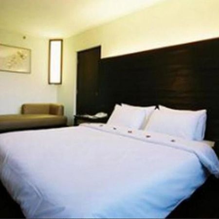 Maxx Hotel Bangkok Exterior photo