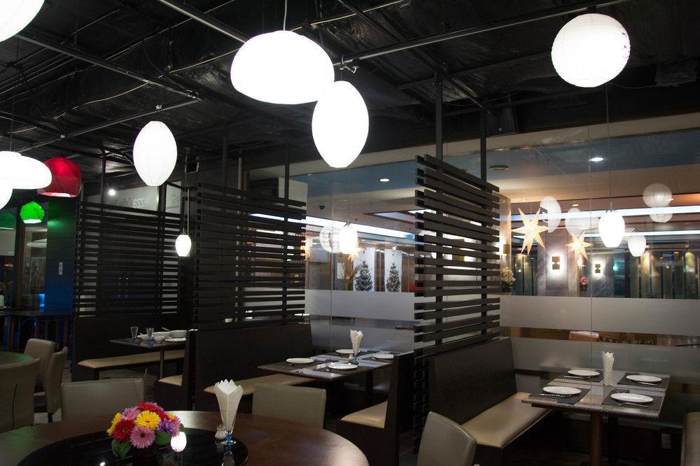 Maxx Hotel Bangkok Exterior photo